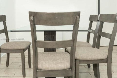 Купить кондоминиум в Майами, Флорида 2 спальни, 113.99м2, № 1962204 - фото 15