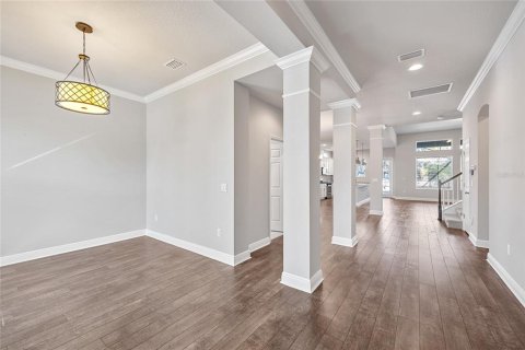 House in Brandon, Florida 4 bedrooms, 303.79 sq.m. № 2111523 - photo 7