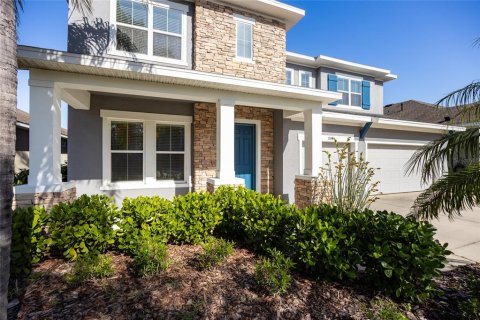 House in Brandon, Florida 4 bedrooms, 303.79 sq.m. № 2111523 - photo 4