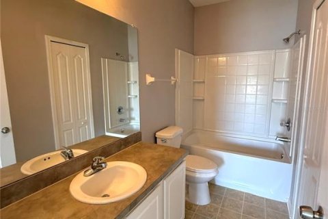 Touwnhouse à louer à Riverview, Floride: 2 chambres, 128.48 m2 № 2405263 - photo 22