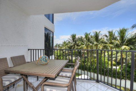 Condominio en venta en Highland Beach, Florida, 2 dormitorios, 208.1 m2 № 1931384 - foto 14