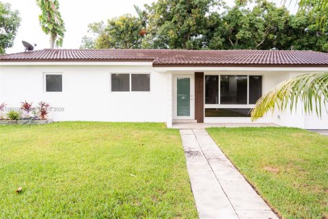 Casa en alquiler en Miami Shores, Florida, 3 dormitorios, 146.23 m2 № 2084980 - foto 6