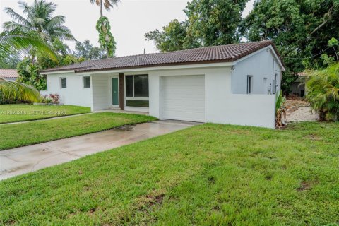 Casa en alquiler en Miami Shores, Florida, 3 dormitorios, 146.23 m2 № 2084980 - foto 9