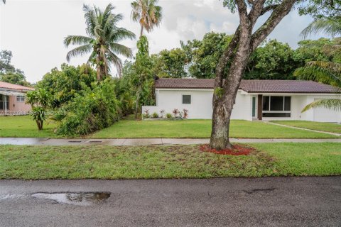 Casa en alquiler en Miami Shores, Florida, 3 dormitorios, 146.23 m2 № 2084980 - foto 7