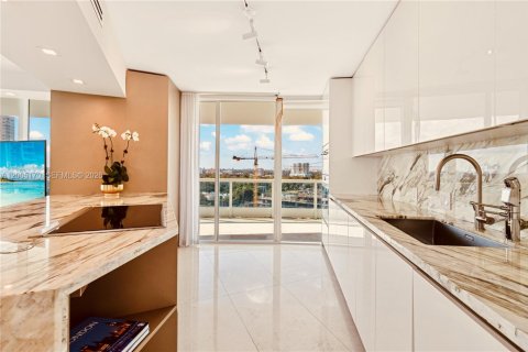 Купить кондоминиум в Майами, Флорида 2 спальни, 157.93м2, № 2145677 - фото 7