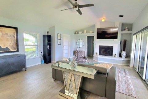 House in Punta Gorda, Florida 2 bedrooms, 110.65 sq.m. № 1901121 - photo 16