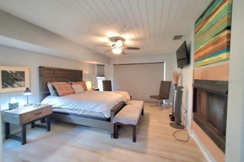 House in Punta Gorda, Florida 2 bedrooms, 110.65 sq.m. № 1901121 - photo 18