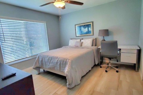 House in Punta Gorda, Florida 2 bedrooms, 110.65 sq.m. № 1901121 - photo 24