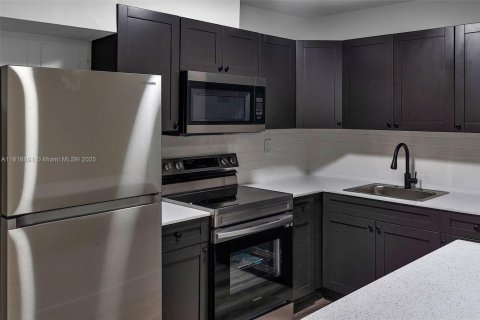 Appartement à louer à South Miami, Floride: 1 chambre, 51.1 m2 № 1776270 - photo 7