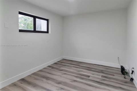 Appartement à louer à South Miami, Floride: 1 chambre, 51.1 m2 № 1776270 - photo 13