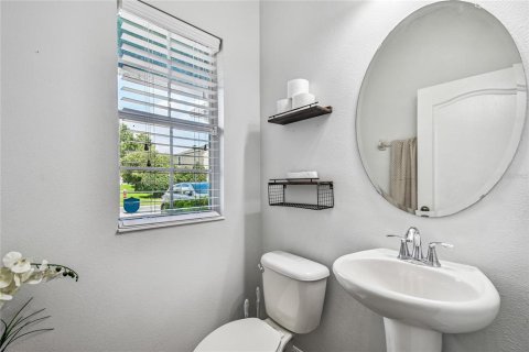 Touwnhouse à vendre à Sanford, Floride: 3 chambres, 152.55 m2 № 2355847 - photo 10