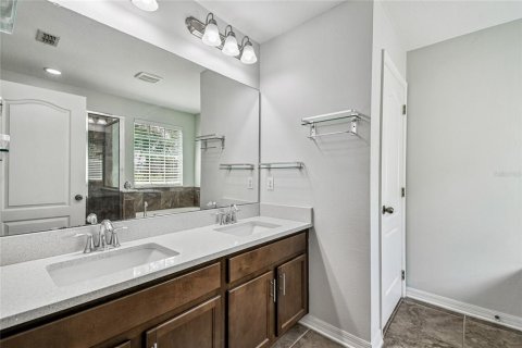 Touwnhouse à vendre à Sanford, Floride: 3 chambres, 152.55 m2 № 2355847 - photo 12