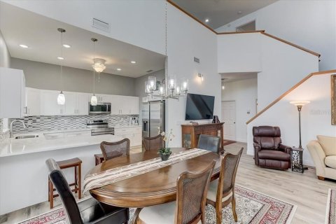 Copropriété à vendre à Bradenton, Floride: 5 chambres, 395.76 m2 № 2290975 - photo 10