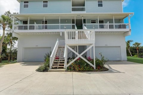 Copropriété à vendre à Bradenton, Floride: 5 chambres, 395.76 m2 № 2290975 - photo 3