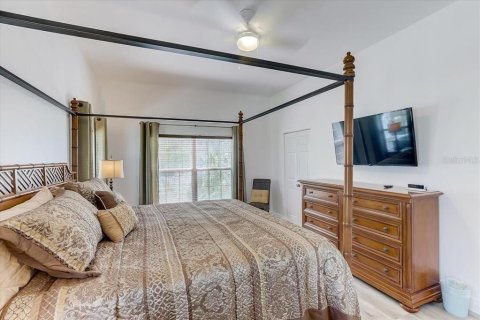 Copropriété à vendre à Bradenton, Floride: 5 chambres, 395.76 m2 № 2290975 - photo 15