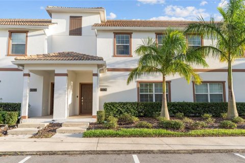 Touwnhouse à STOREY LAKE à Kissimmee, Floride 4 chambres, 177.81 m2 № 2322459