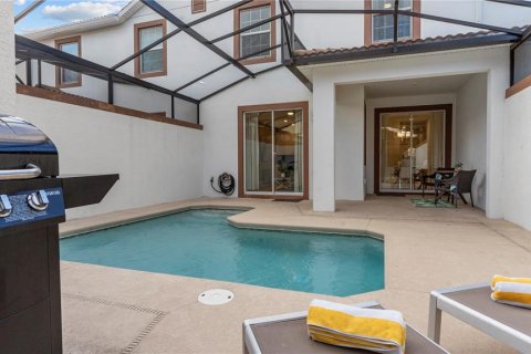 Touwnhouse à vendre à Kissimmee, Floride: 4 chambres, 177.81 m2 № 2322459 - photo 13