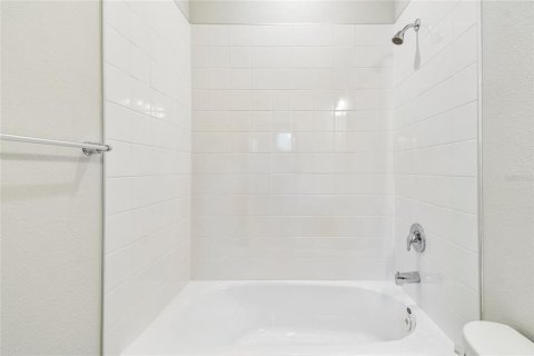 Townhouse in Daytona Beach, Florida 2 bedrooms, 125.98 sq.m. № 2127068 - photo 22