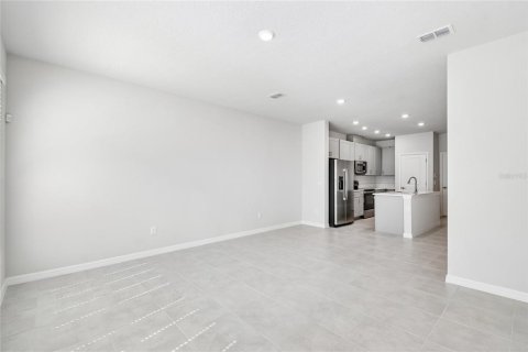 Townhouse in Daytona Beach, Florida 2 bedrooms, 125.98 sq.m. № 2127068 - photo 13