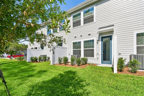 Townhouse in Daytona Beach, Florida 2 bedrooms, 125.98 sq.m. № 2127068 - photo 27