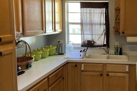 Condo in DeLand, Florida, 2 bedrooms  № 817429 - photo 7
