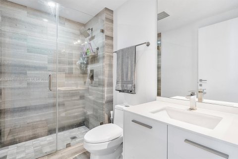 Купить кондоминиум в Майами, Флорида 2 спальни, 94.02м2, № 1645817 - фото 21