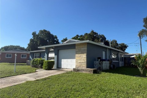Casa en venta en Largo, Florida, 2 dormitorios, 94.67 m2 № 2385575 - foto 2