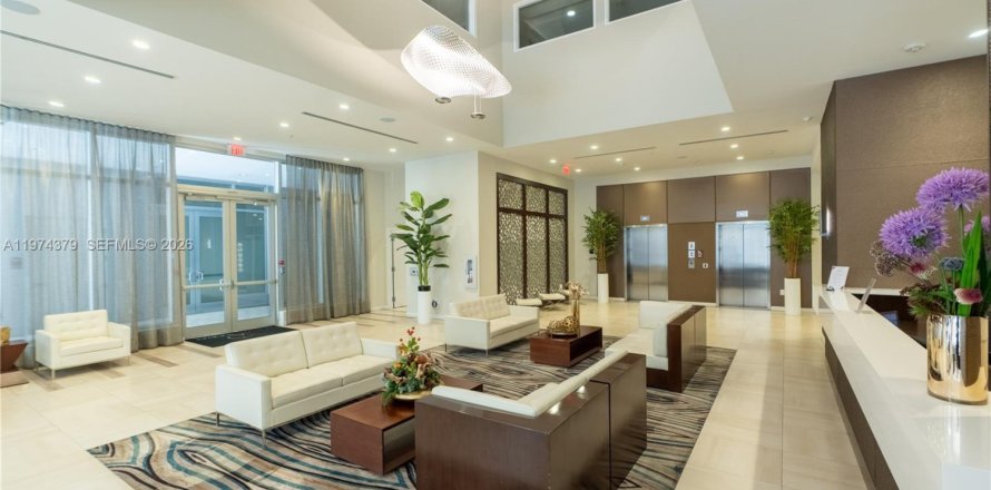 Condo in Doral, Florida, 2 bedrooms  № 2044683