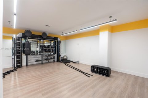 Condo in Doral, Florida, 2 bedrooms  № 2044683 - photo 26