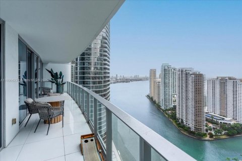 Copropriété à vendre à Miami, Floride: 2 chambres, 139.35 m2 № 2169743 - photo 2