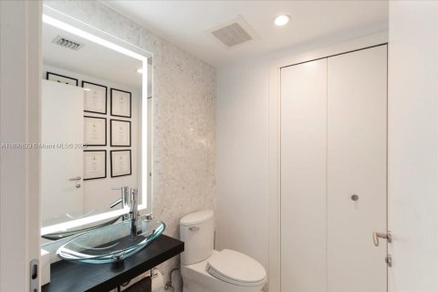 Copropriété à vendre à Miami, Floride: 2 chambres, 139.35 m2 № 2169743 - photo 22
