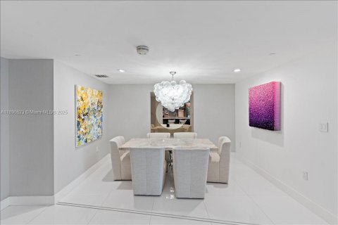 Copropriété à vendre à Miami, Floride: 2 chambres, 139.35 m2 № 2169743 - photo 11