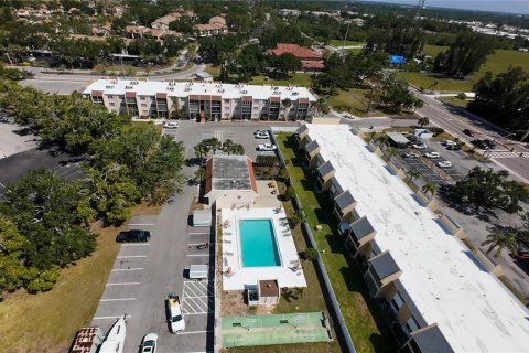 Condo in Venice, Florida, 1 bedroom  № 1722697 - photo 1
