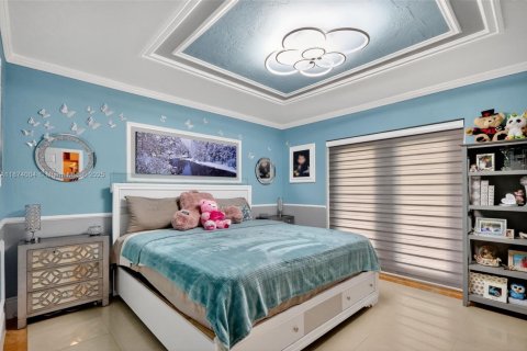 Villa ou maison à vendre à Hollywood, Floride: 4 chambres, 182.92 m2 № 1895942 - photo 25