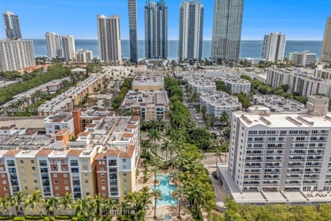 Condominio en venta en Sunny Isles Beach, Florida, 2 dormitorios, 103.68 m2 № 2057922 - foto 19