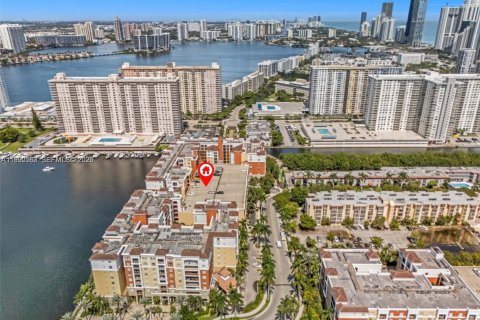 Condominio en venta en Sunny Isles Beach, Florida, 2 dormitorios, 103.68 m2 № 2057922 - foto 21