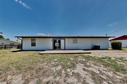 Снять в аренду виллу или дом в Брейдентон, Флорида 1 комната, 119.1м2, № 2113147 - фото 15
