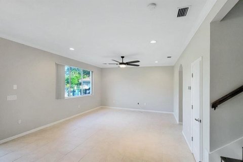 Casa en alquiler en Bradenton, Florida, 4 dormitorios, 272.2 m2 № 1675361 - foto 10