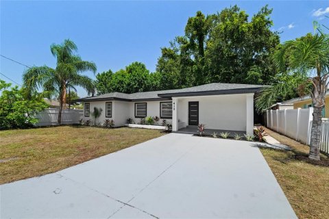 Casa en venta en Palmetto, Florida, 3 dormitorios, 122.26 m2 № 2157730 - foto 2