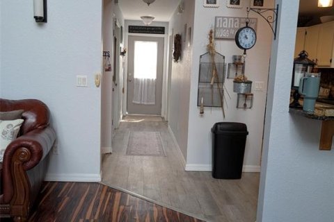 Villa ou maison à vendre à Ocklawaha, Floride: 4 chambres, 202.25 m2 № 2117304 - photo 12