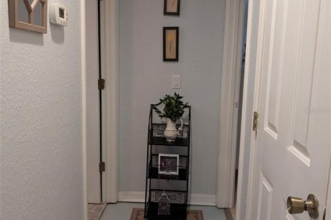 Villa ou maison à vendre à Ocklawaha, Floride: 4 chambres, 202.25 m2 № 2117304 - photo 26