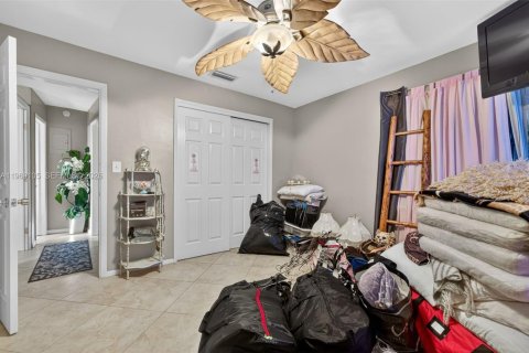 House in Pompano Beach, Florida 3 bedrooms, 114.92 sq.m. № 2030444 - photo 19