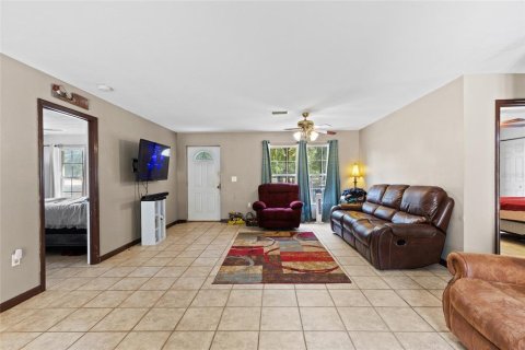 Casa en venta en Fort White, Florida, 3 dormitorios, 156.08 m2 № 1733877 - foto 12