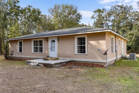 Casa en venta en Fort White, Florida, 3 dormitorios, 156.08 m2 № 1733877 - foto 2