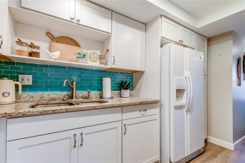 Condominio en venta en Saint Petersburg, Florida, 1 dormitorio, 66.89 m2 № 1916552 - foto 16