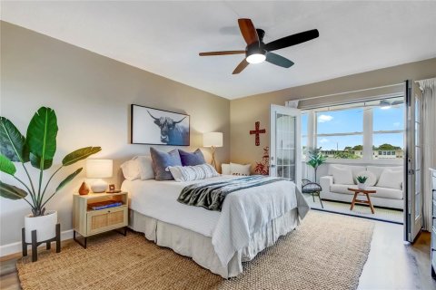 Condominio en venta en Saint Petersburg, Florida, 1 dormitorio, 66.89 m2 № 1916552 - foto 22