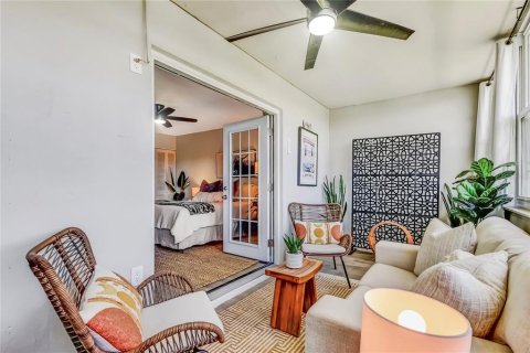 Condominio en venta en Saint Petersburg, Florida, 1 dormitorio, 66.89 m2 № 1916552 - foto 30