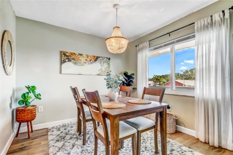 Condominio en venta en Saint Petersburg, Florida, 1 dormitorio, 66.89 m2 № 1916552 - foto 6