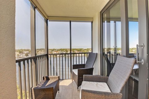 Condo in Highland Beach, Florida, 2 bedrooms  № 2366191