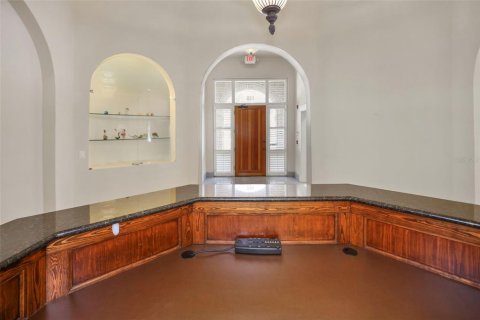 Immobilier commercial à louer à Saint Petersburg, Floride: 528.99 m2 № 1757773 - photo 2